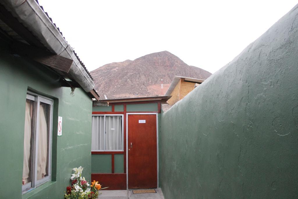 Hostal Cali Putre Bagian luar foto